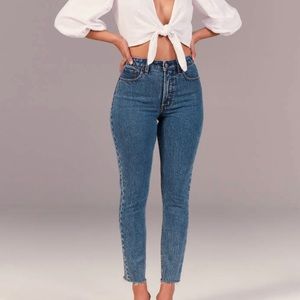 A&F high waisted curvy jeans